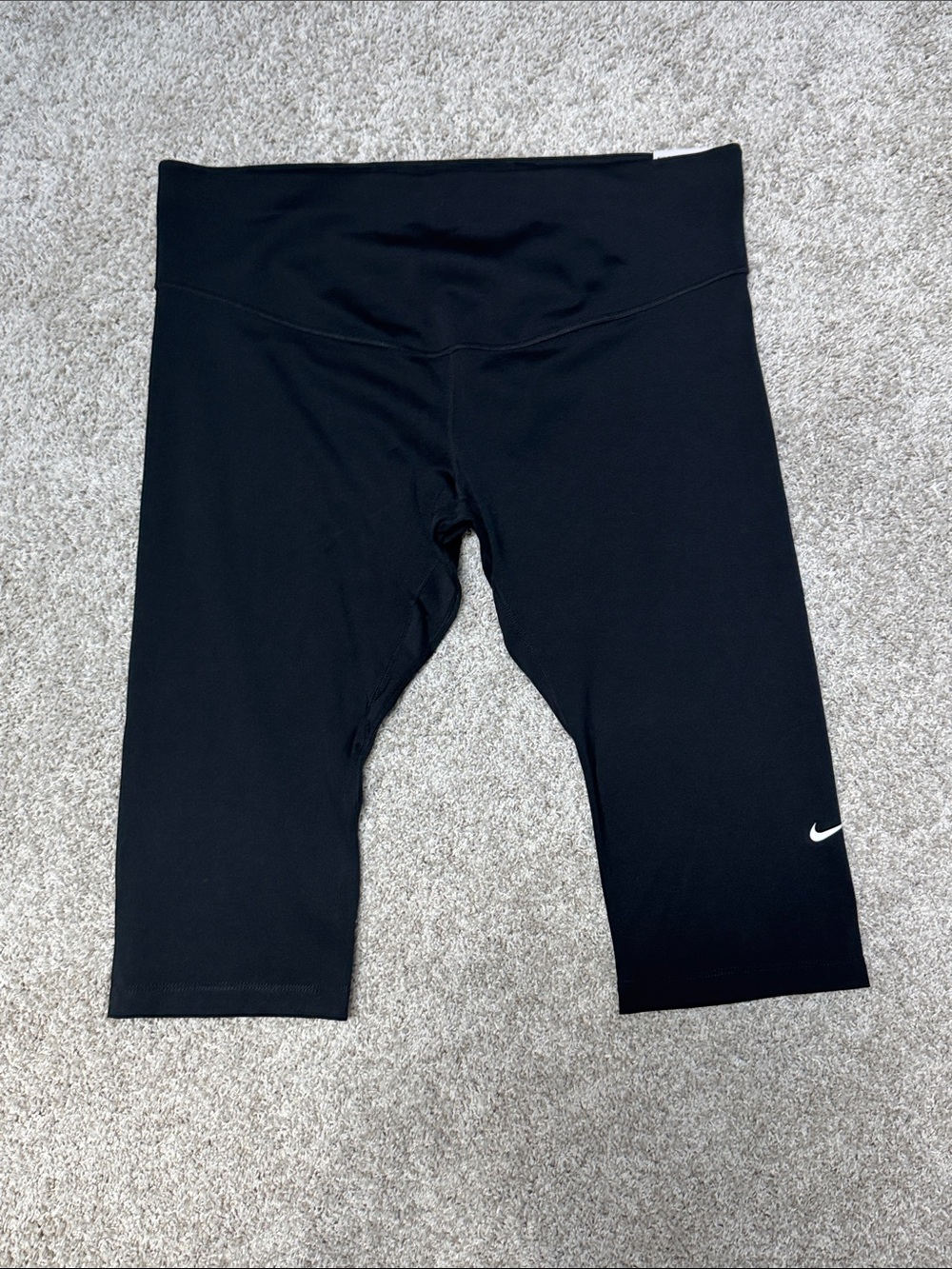 Nike One Black Short leggings! 1X. Brand New!